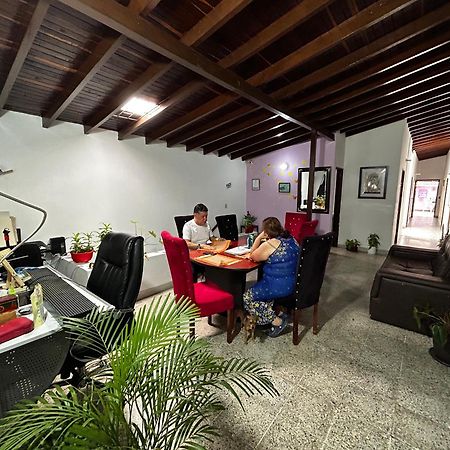 Hostel Urban City Medellín Eksteriør billede