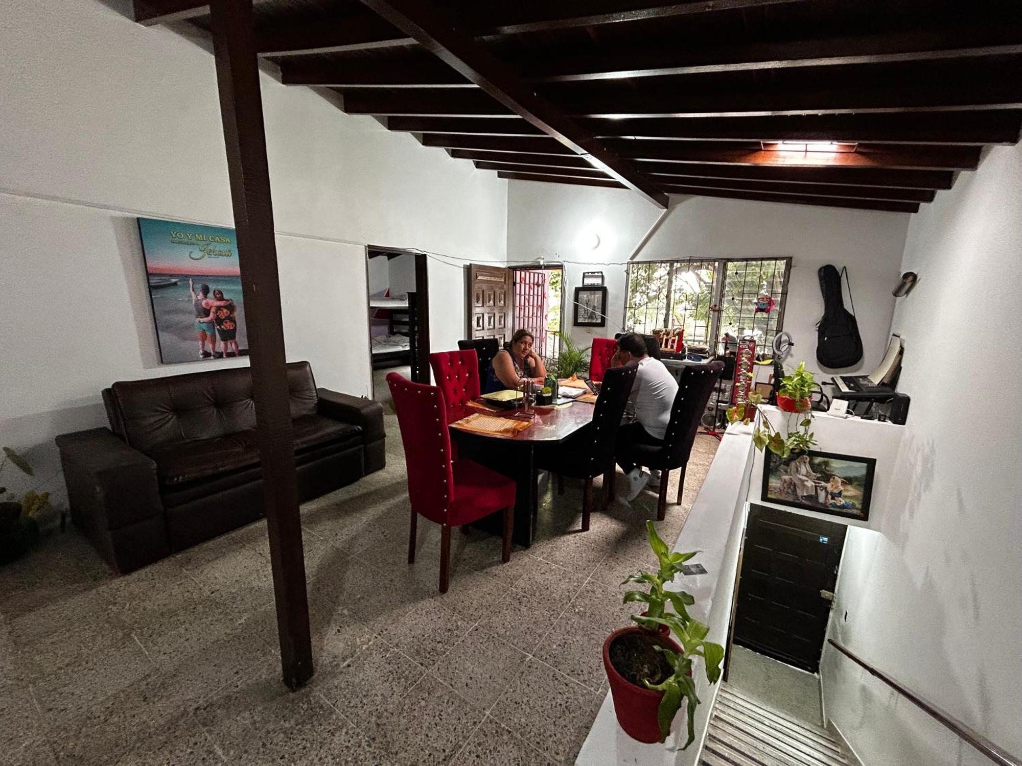 Hostel Urban City Medellín Eksteriør billede