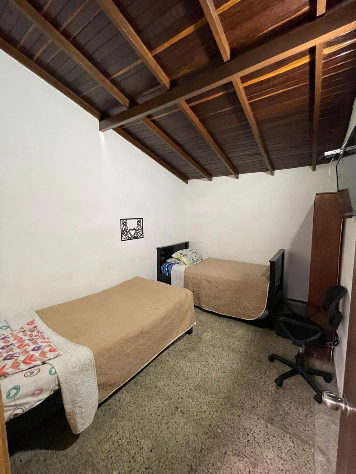 Hostel Urban City Medellín Eksteriør billede