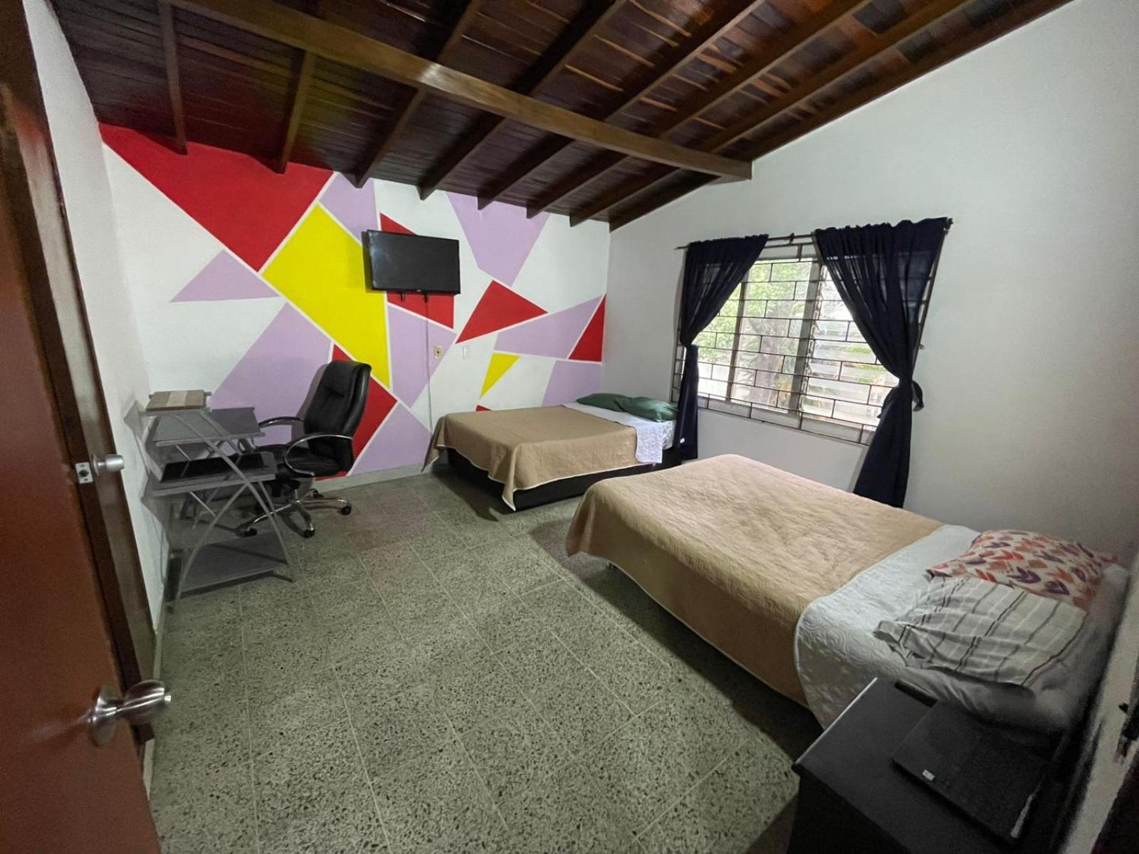 Hostel Urban City Medellín Eksteriør billede